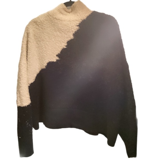 Lululemon Ombre Knit Textured Turtleneck Bone / Mineral Blue / Graphite Grey 10 - Picture 3 of 4